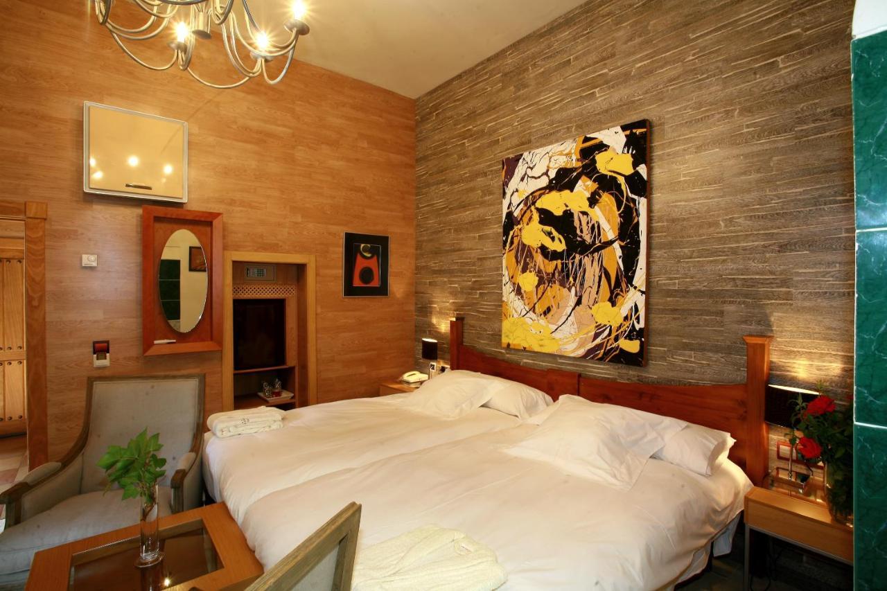 Hotel Boutique Palacio De La Serna Ballesteros De Calatrava Eksteriør billede