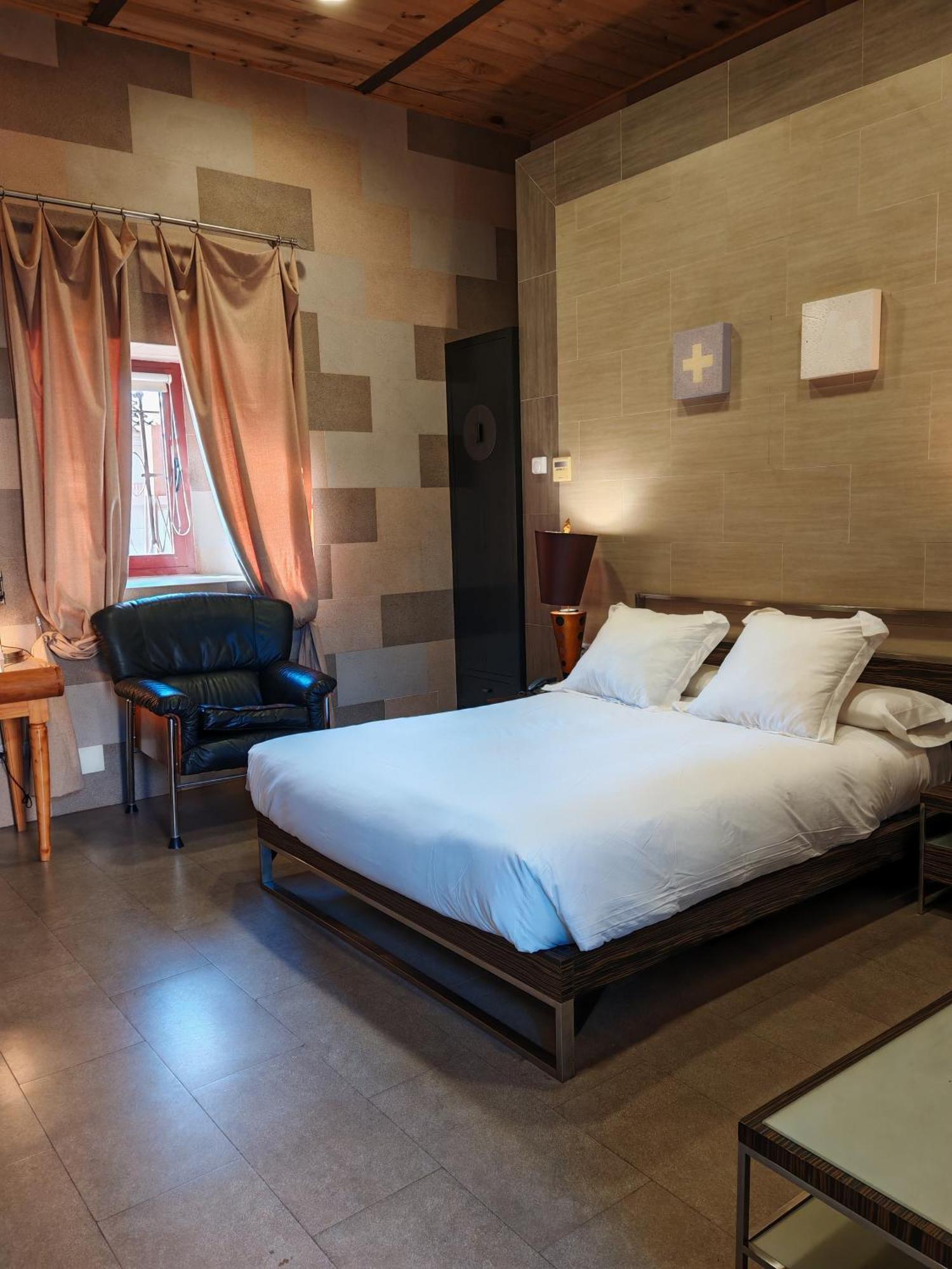 Hotel Boutique Palacio De La Serna Ballesteros De Calatrava Eksteriør billede